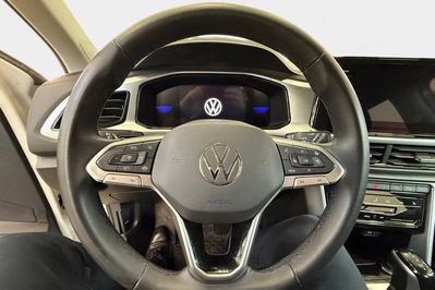 Volkswagen T-Roc TSI Life DSG