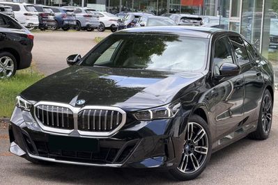 BMW Seria 5 530e xDrive M Sport