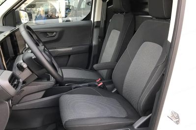 Ford Transit Courier L1H1 Trend Elektryczny A1