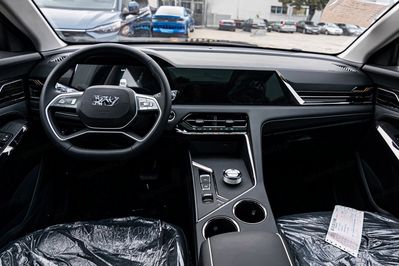 Jac JS8 1.5 T-GDI 7 DCT 6os.