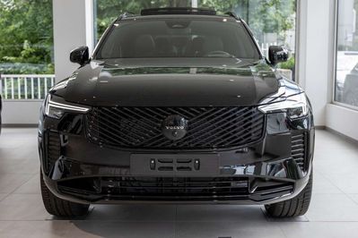 Volvo XC90 T8 AWD Plug-In Hybrid Ultra Black Edition 7os