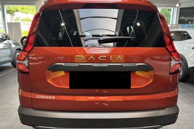 Dacia Jogger Extreme 5-miejsc 1.6 Full Hybrid