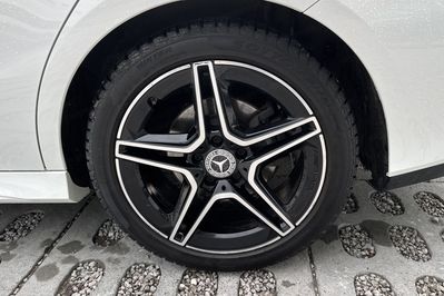 Mercedes CLA 200 AMG Line