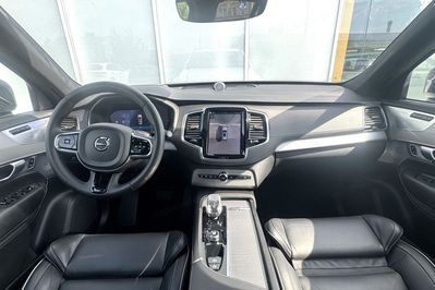 Volvo XC90 T8 AWD Plug-In Hybrid Ultra Dark 7os aut