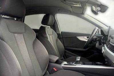 Audi A4 35 TFSI mHEV