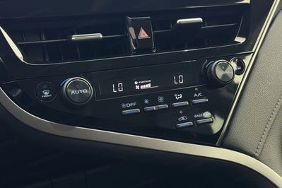 Toyota Camry 2.5 Hybrid Executive