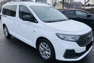 Ford Tourneo Connect Grand L2H1 Titanium A7