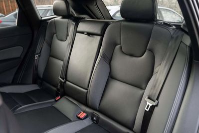 Volvo XC60 B5 AWD Ultra Black Edition