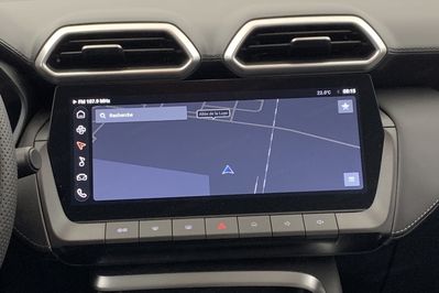 MG ZS Exclusive 1.5 Hybrid+ AT