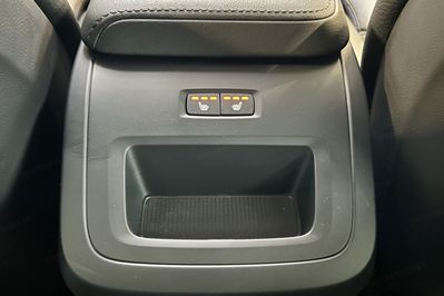 Volvo XC60 B5 B AWD Plus Bright