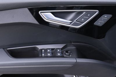 Audi Q4 e-tron 45 S Line Edition Sportback