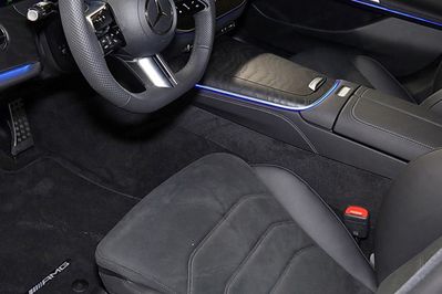 Mercedes Klasa E 220 d  4-Matic AMG