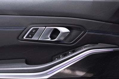 BMW Seria 3 330i xDrive M Sport