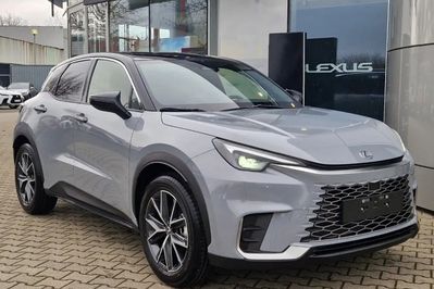 Lexus LBX Emotion 1.5 Hybrid