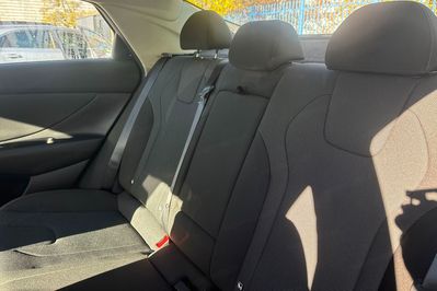 Hyundai Elantra Modern 1.6 CVT