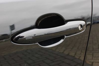 Toyota Prius Prestige 2.0 Hybrid Plug-in