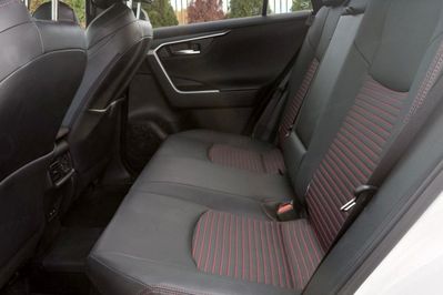 Suzuki Across 2.5 Plug-in Hybrid Elegance 4WD CVT