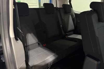 Volkswagen Caravelle L2 Life aut