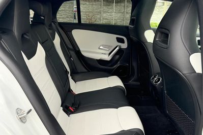 Mercedes CLA 250 4-Matic AMG Line 7G-DCT