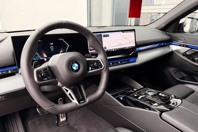 BMW Seria 5 520d xDrive M Sport