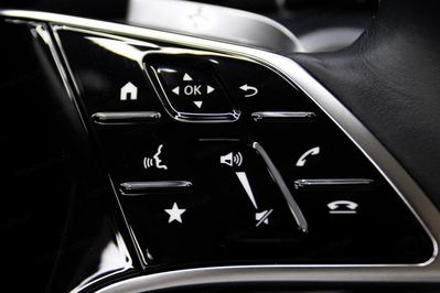 Mercedes Klasa E 300 de 4MATIC Avantgarde