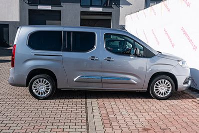 Toyota Proace City Verso Long L2H1 7os AT