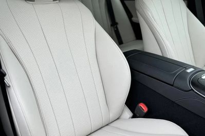 Mercedes Klasa E 220 d 4-Matic AMG