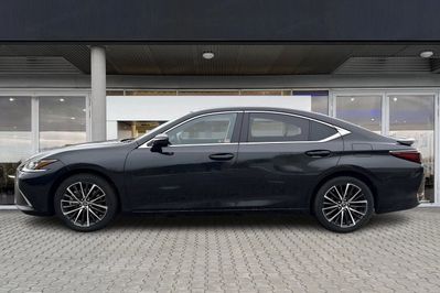 Lexus ES 300h Business Edition