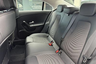 Mercedes CLA 200 mHEV 7G-DCT