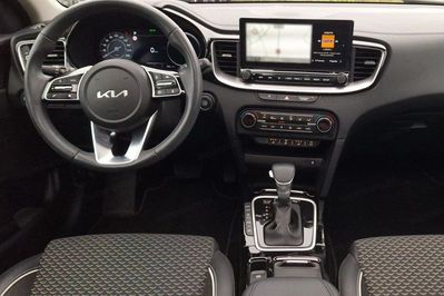 Kia XCeed T-GDI Business Line DCT