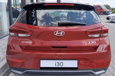 Hyundai i30 1.6 T-GDI Smart DCT