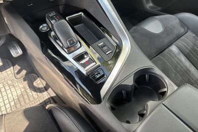 Peugeot 5008 GT Pack 1.6 PureTech  S&S EAT8