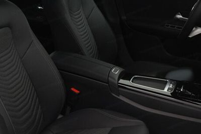 Mercedes CLA 200
