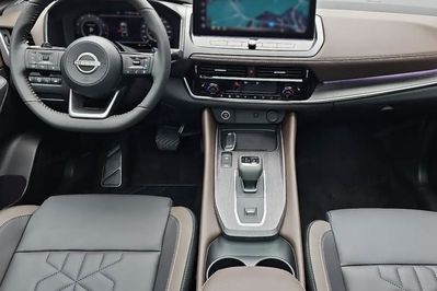 Nissan Qashqai Tekna Xtronic 1.3 DIG-T mHEV