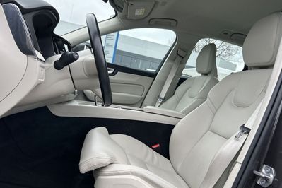 Volvo XC60 B4 B Plus Bright aut