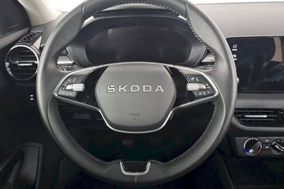 Skoda Fabia Essence 1.0 TSI