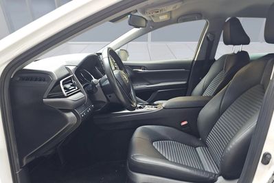Toyota Camry 2.5 Hybrid Prestige