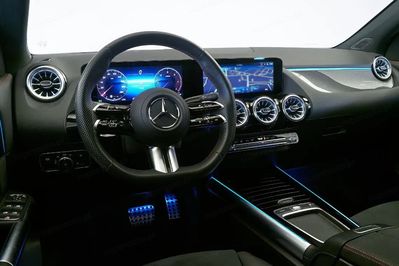 Mercedes GLA 200 d 4-Matic AMG Line 8G-DCT