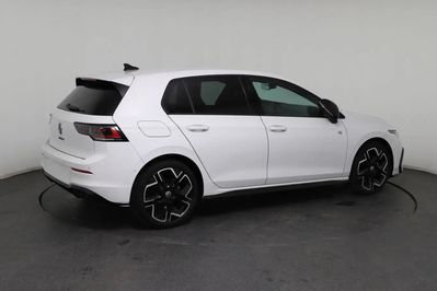 Volkswagen Golf R-Line Plus 1.5 eTSI mHEV