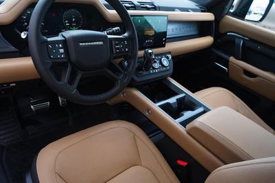 Land Rover Defender 130 3.0 D350 X-Dynamic HSE