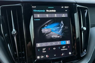 Volvo XC60 T6 Plug-In Hybrid AWD Ultra Black Edition aut