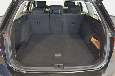 Volkswagen Passat 1.5 TSI  DSG