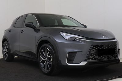 Lexus LBX Emotion 1.5 Hybrid