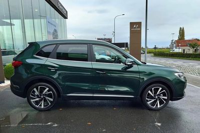 MG ZS 1.5 HEV+ Exclusive aut