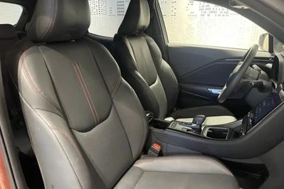 Lexus LBX Emotion 1.5 Hybrid