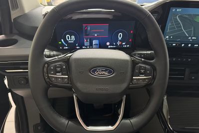 Ford Tourneo Custom 320 L2H1 Titanium X A8 AWD
