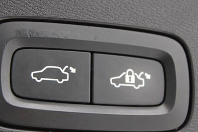 Volvo V60 B4 D Momentum Pro