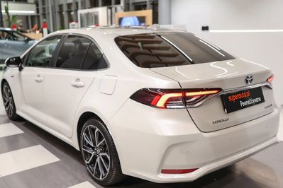 Toyota Corolla 1.8 Hybrid