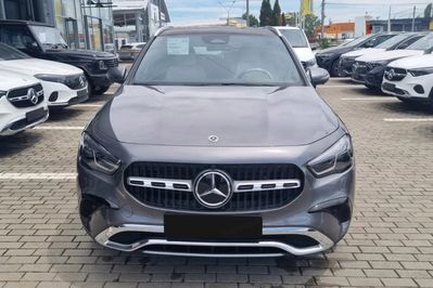Mercedes GLA 200 Progressive