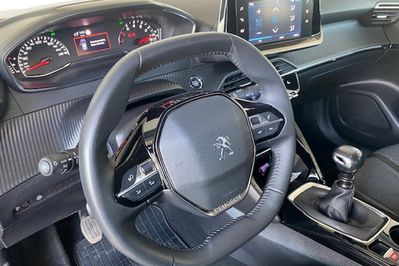 Peugeot 2008 1.2 PureTech Allure Pack S&S
